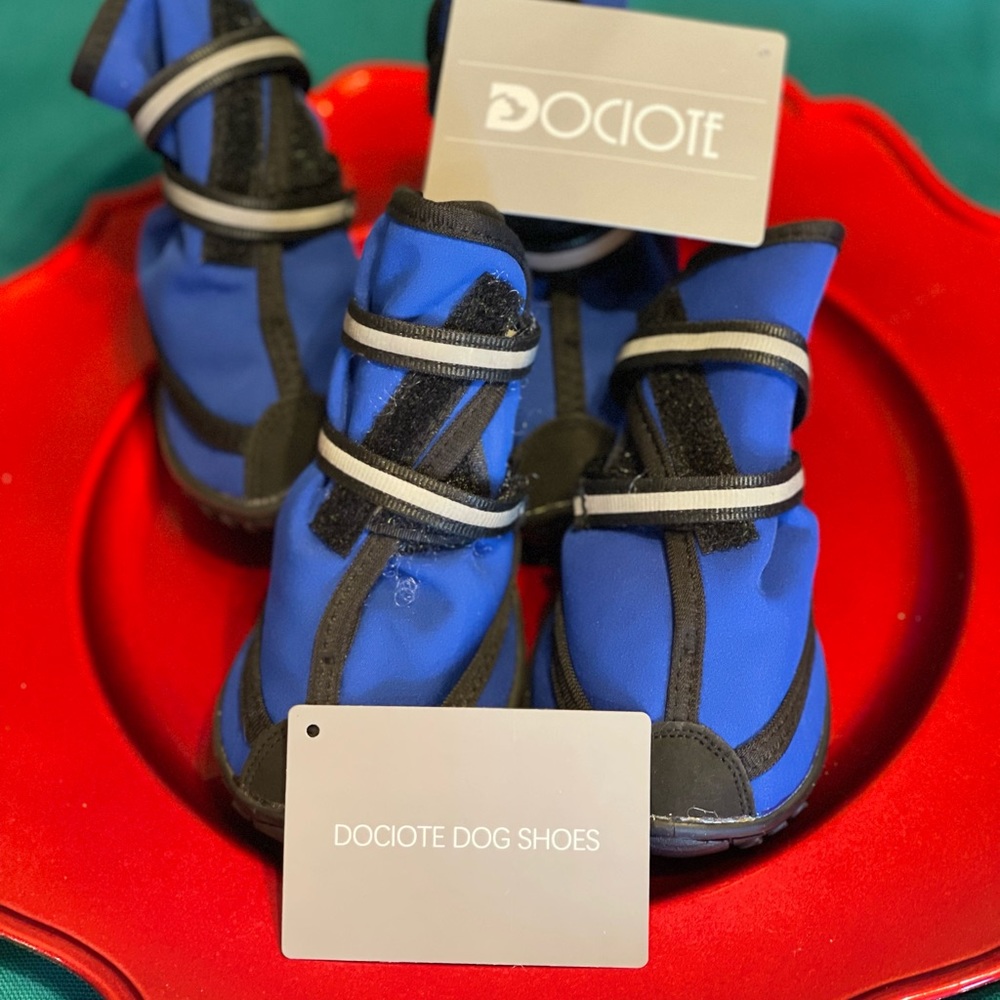 Dog shoes